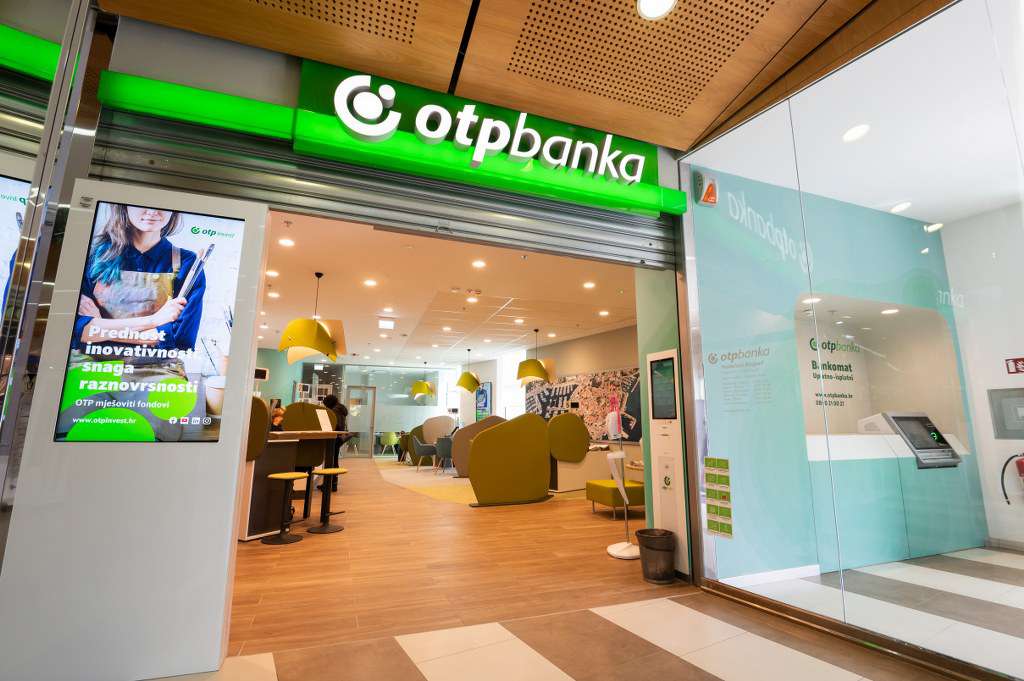 Otvorenje poslovnice OTP banke u Bure Centru